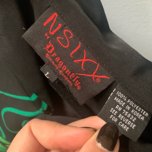 Nikki Sixx Motley Crüe Dragonfly Button Up - Picture 3 of 6